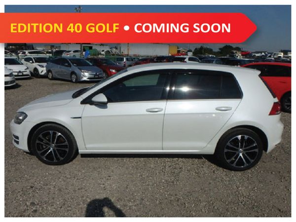 Volkswagen Golf Hatchback, Petrol, 2015, White