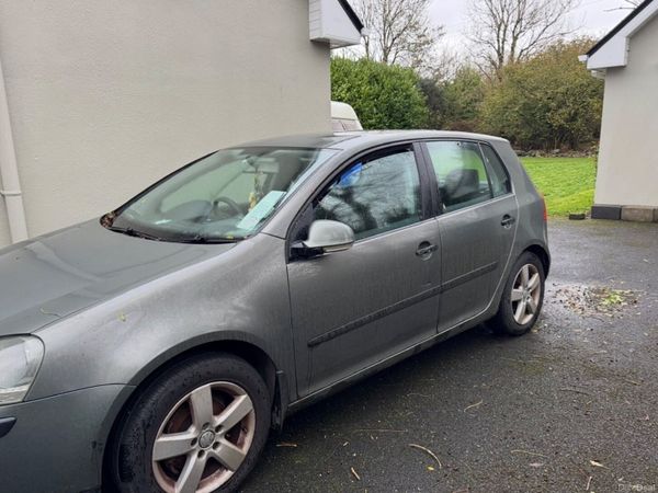 Volkswagen Golf Hatchback, Petrol, 2004, Green