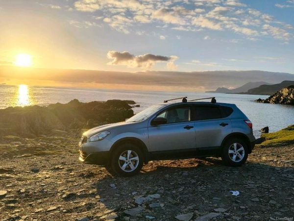 Nissan Qashqai Hatchback, Diesel, 2011, Blue