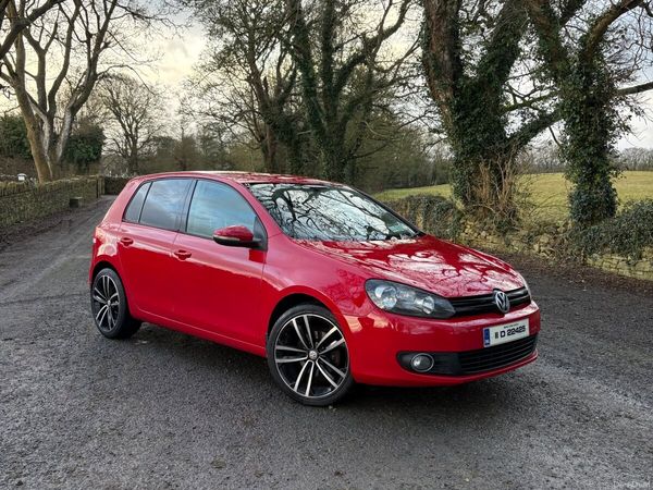 Volkswagen Golf Hatchback, Diesel, 2011, Red