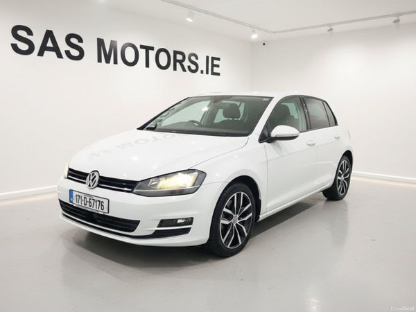 Volkswagen Golf Hatchback, Petrol, 2017, White