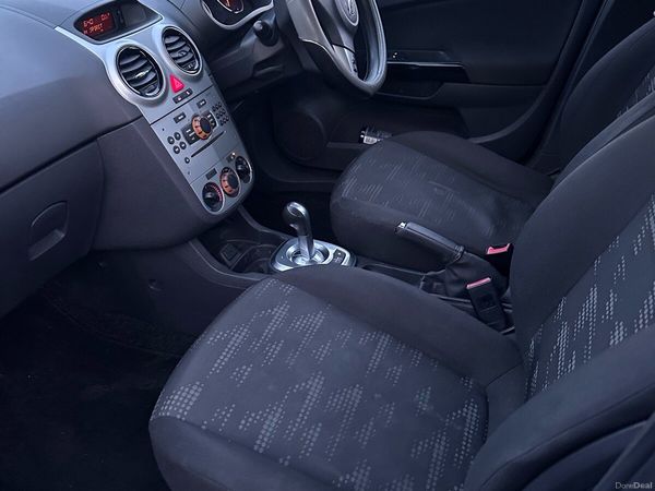 Opel Corsa Hatchback, Petrol, 2011, Black