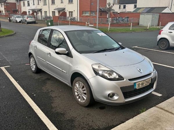 Renault Clio Hatchback, Ethanol Petrol, 2010, Silver
