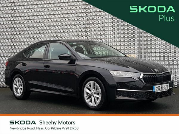 Skoda Octavia Saloon, Diesel, 2025, Black