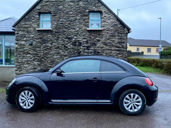 Volkswagen Beetle Hatchback, Petrol, 2016, Black