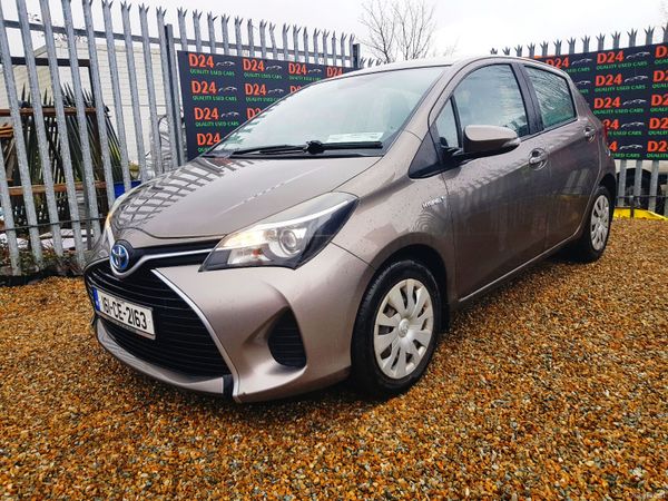 Toyota Yaris Hatchback, Petrol Hybrid, 2016, Grey
