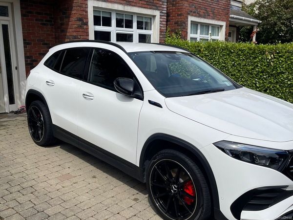 Mercedes-Benz EQA Estate/Jeep, Electric, 2021, White