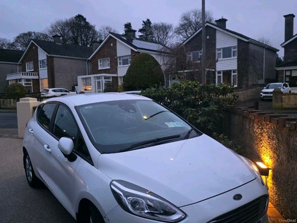 Ford Fiesta Hatchback, Petrol, 2019, White