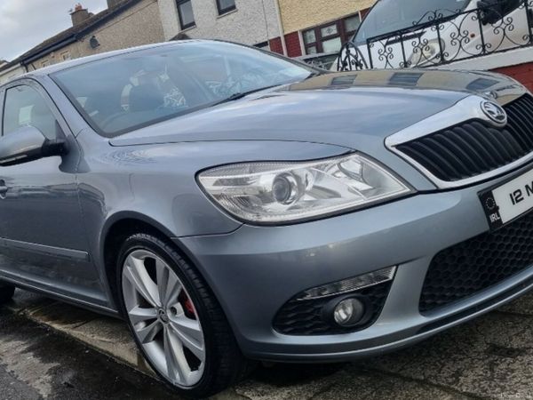 Skoda Octavia Hatchback, Diesel, 2012, Grey