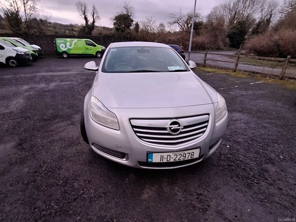 Opel Insignia Hatchback, Diesel, 2011, Silver