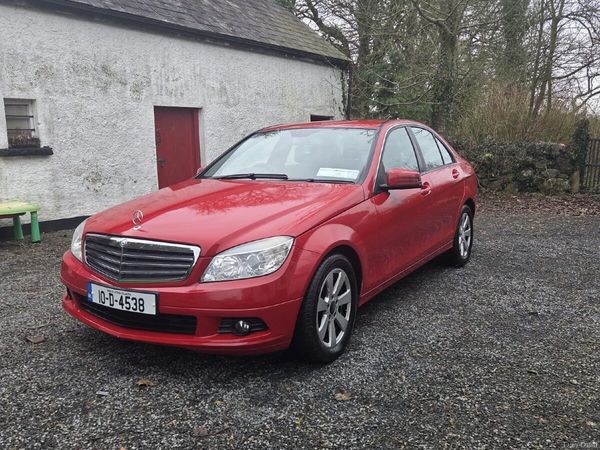 Mercedes-Benz C-Class Saloon, Diesel, 2010, Red