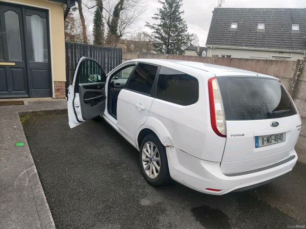Ford Focus Estate, Diesel, 2011, White