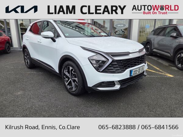 Kia Sportage MPV, Diesel, 2022, White