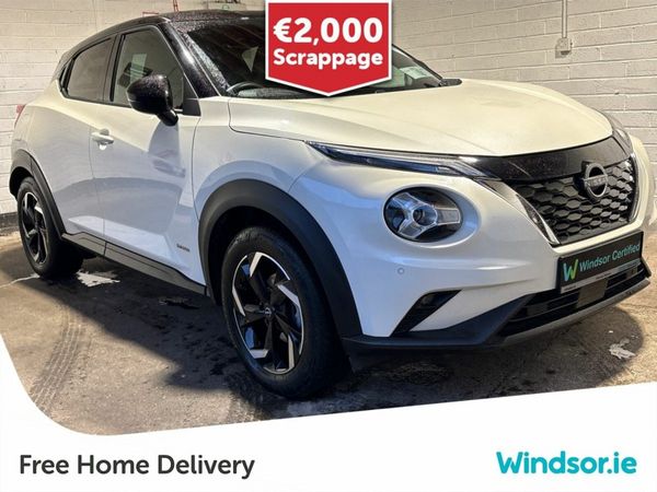Nissan Juke SUV, Petrol Hybrid, 2023, White