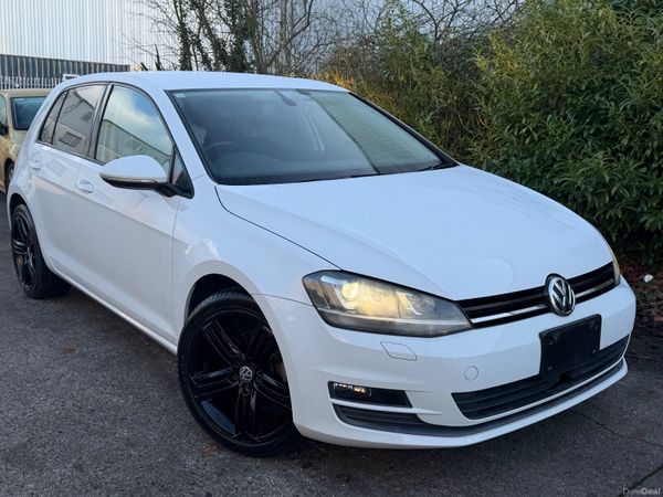 Volkswagen Golf Hatchback, Petrol, 2014, White