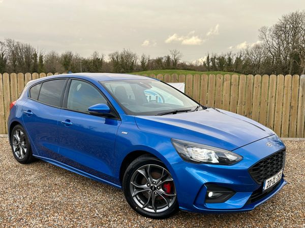 Ford Focus Hatchback, Diesel, 2020, Blue