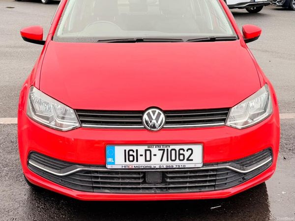 Volkswagen Polo Hatchback, Petrol, 2016, Red