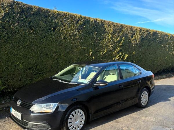 Volkswagen Jetta Saloon, Diesel, 2011, Black