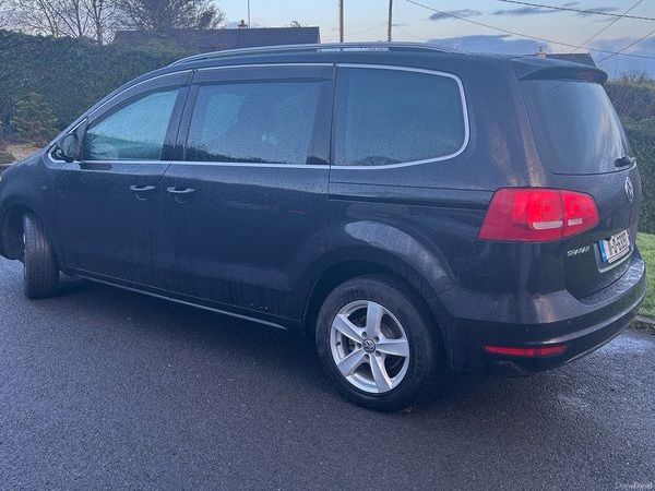 Volkswagen Sharan MPV, Petrol, 2011, Black