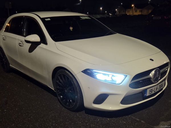 Mercedes-Benz A-Class Hatchback, Diesel, 2019, White