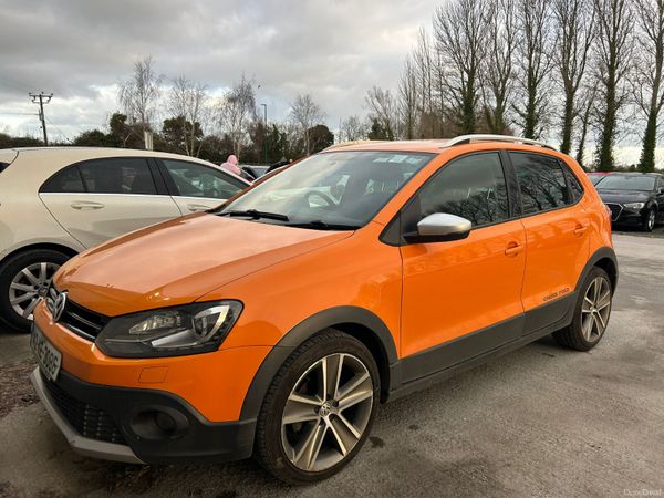 Volkswagen Polo Hatchback, Petrol, 2014, Orange