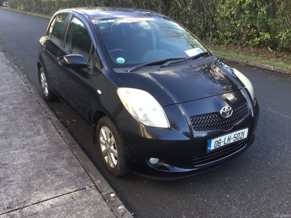 Toyota Avensis Saloon, Petrol, 2008, Black