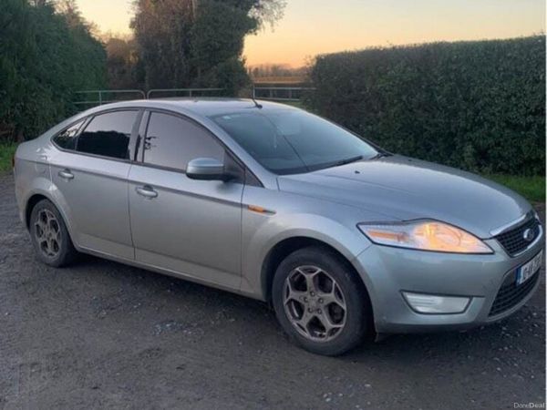 Ford Mondeo Hatchback, Diesel, 2010, Silver