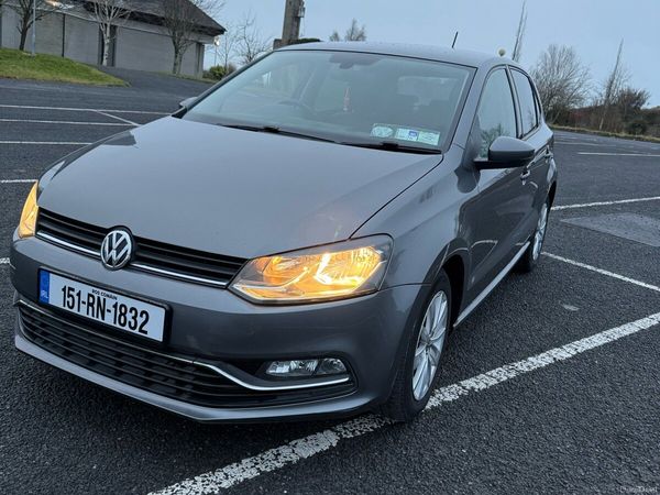 Volkswagen Polo Hatchback, Petrol, 2015, Grey