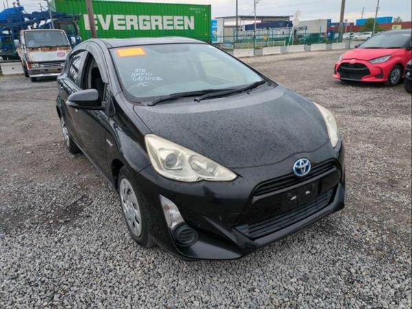 Toyota Aqua Hatchback, Petrol Hybrid, 2016, Black