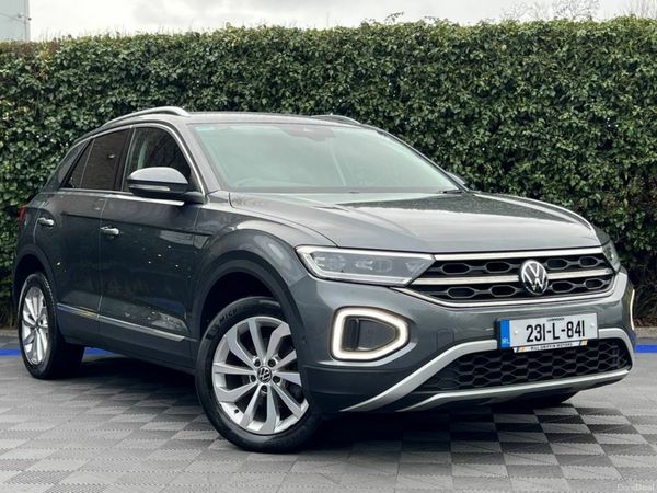 Volkswagen T-Roc Estate, Diesel, 2023, Grey