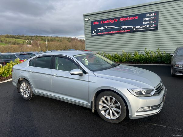 Volkswagen Passat Saloon, Diesel, 2019, Silver
