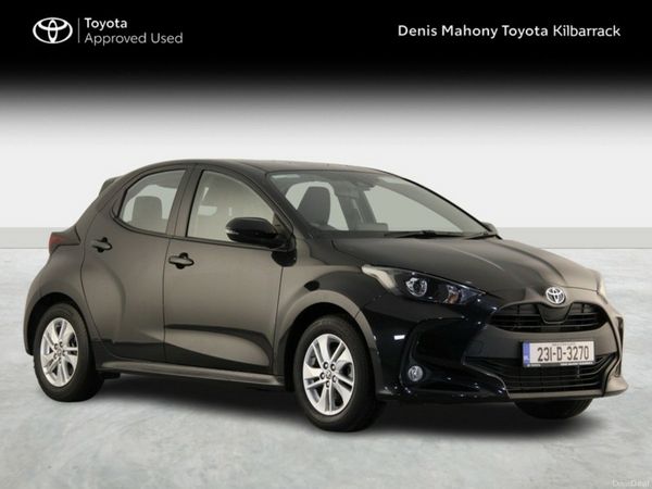 Toyota Yaris Hatchback, Petrol Hybrid, 2023, Black