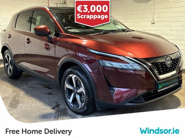 Nissan Qashqai MPV, Petrol Hybrid, 2023, Red