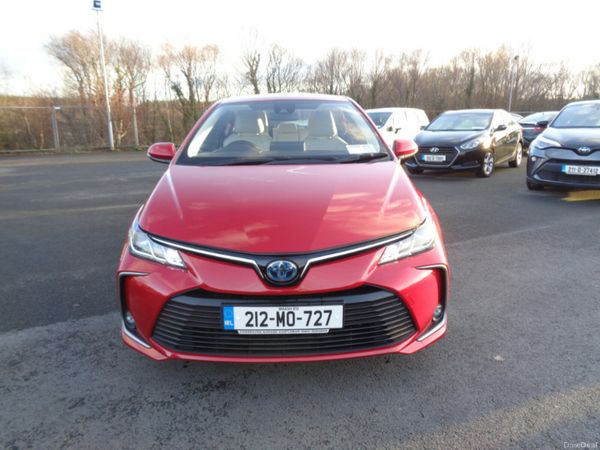 Toyota Corolla Saloon, Petrol Hybrid, 2021, Red