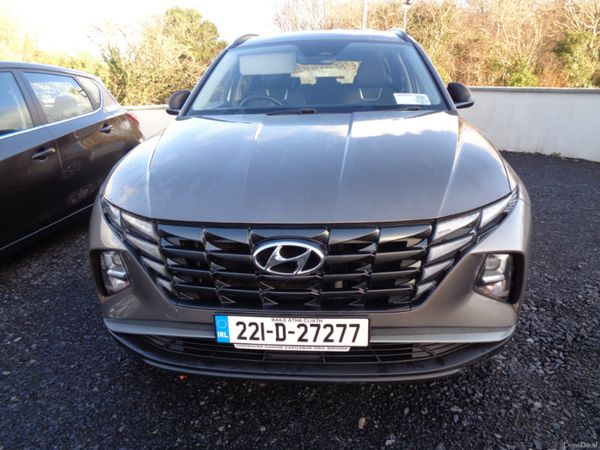Hyundai Tucson MPV, Diesel, 2022, Brown
