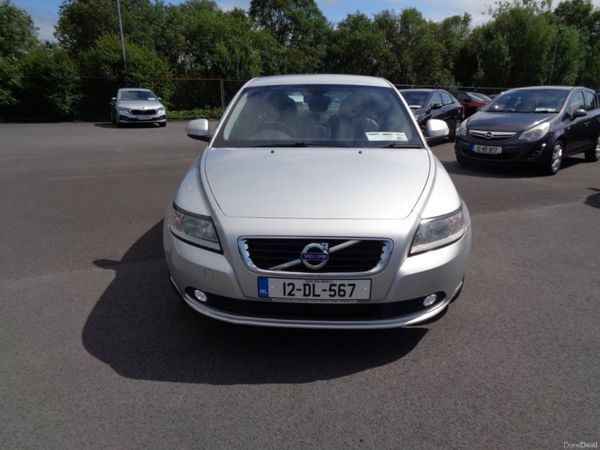 Volvo S40 Saloon, Diesel, 2012, Silver