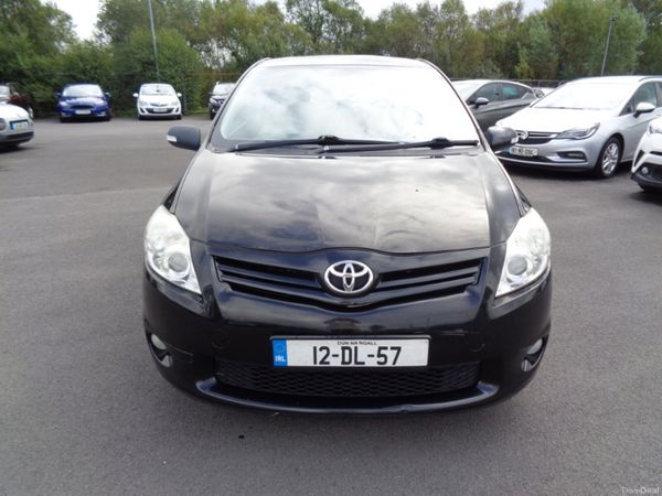 Toyota Auris MPV, Diesel, 2012, Black