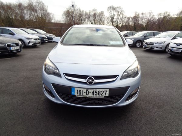 Opel Astra Saloon, Diesel, 2016, Silver