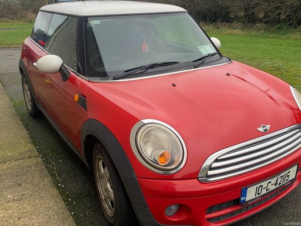 Mini Cooper Hatchback, Diesel, 2010, Red