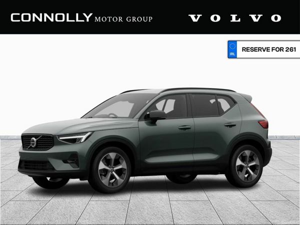Volvo XC40 SUV, Petrol Hybrid, 2026, Green