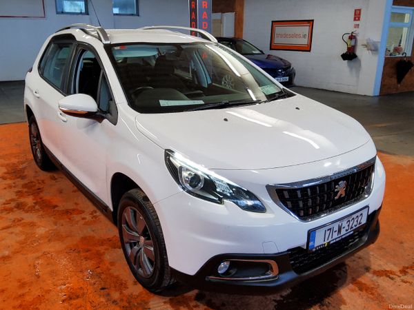 Peugeot 2008 Hatchback, Petrol, 2017, White