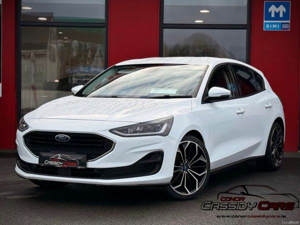 Ford Focus Hatchback, Diesel, 2022, White