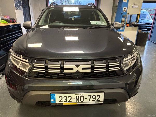 Dacia Duster SUV, Diesel, 2023, Grey