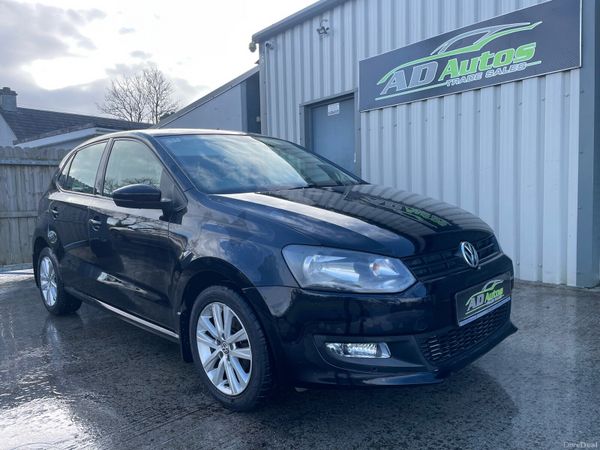 Volkswagen Polo Hatchback, Petrol, 2013, Black