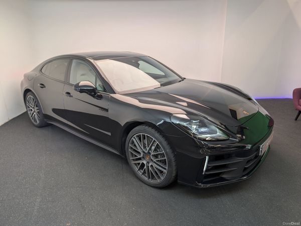 Porsche Panamera Hatchback, Petrol Plug-in Hybrid, 2025, Black