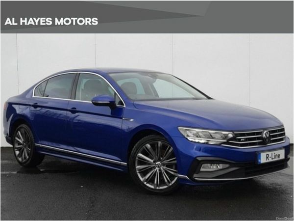 Volkswagen Passat Saloon, Diesel, 2022, Blue