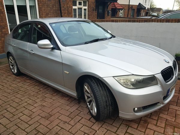 BMW 3-Series Saloon, Diesel, 2010, Silver