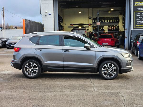 SEAT Ateca SUV, Petrol, 2023, Grey