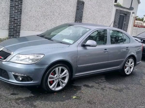 Skoda Octavia Hatchback, Diesel, 2012, Grey