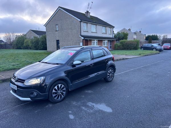 Volkswagen Polo Hatchback, Petrol, 2015, Black